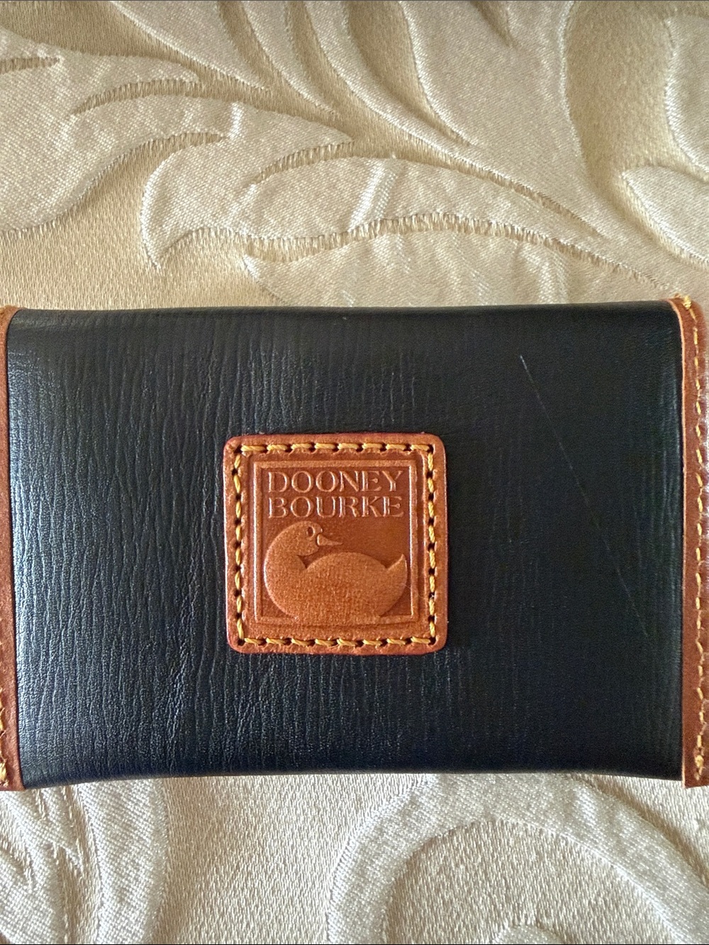 Dooney & Bourke Black Card Holder New in box - Picture 3 of 5